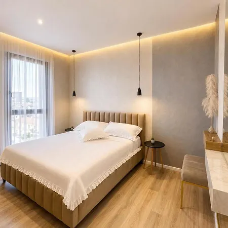 Appartamento 5 Tirana-by Terrace *
